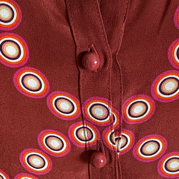 Banana Republic 100%silk blouse - Picture 5 of 8